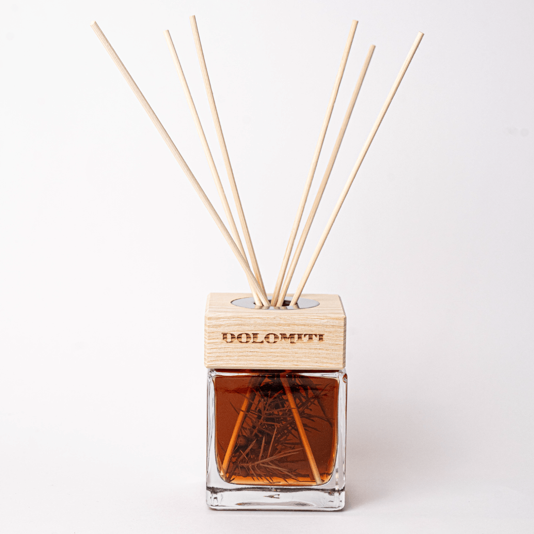 Diffusore di Aromi, Diffusore per Ambienti, Diffusore di Fragranze, Diffusore di Oli Essenziali, Diffusore di Aromi per la Casa, Diffusore di Oli Essenziali a Ultrasuoni, Aromaterapia, Profumi per la Casa, Umidificatore e Diffusore, Fragranze per Ambienti, Diffusore di Oli Essenziali Ecologico, Diffusore di Aromi a Nebulizzazione, Diffusore di Oli Essenziali Silenzioso, Diffusore di Aromi Portatile.