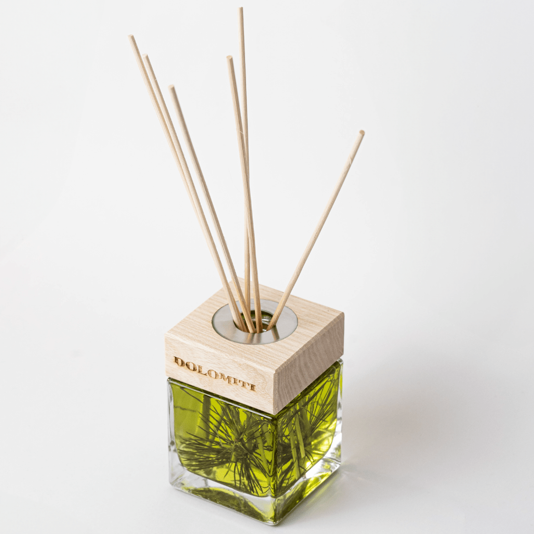 Diffusore di Aromi, Diffusore per Ambienti, Diffusore di Fragranze, Diffusore di Oli Essenziali, Diffusore di Aromi per la Casa, Diffusore di Oli Essenziali a Ultrasuoni, Aromaterapia, Profumi per la Casa, Umidificatore e Diffusore, Fragranze per Ambienti, Diffusore di Oli Essenziali Ecologico, Diffusore di Aromi a Nebulizzazione, Diffusore di Oli Essenziali Silenzioso, Diffusore di Aromi Portatile.