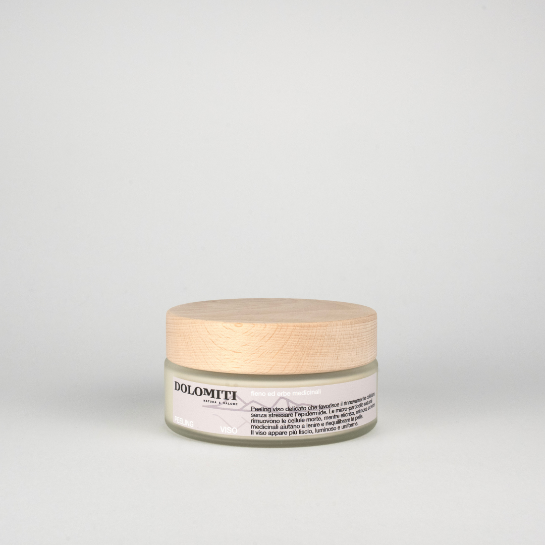 Peeling viso al fieno Dolomiti, vasetto da 200 ml con coperchio in legno