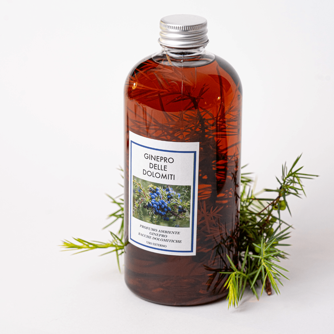 Flacone della ricarica al ginepro e bacche con fragranza ambrata